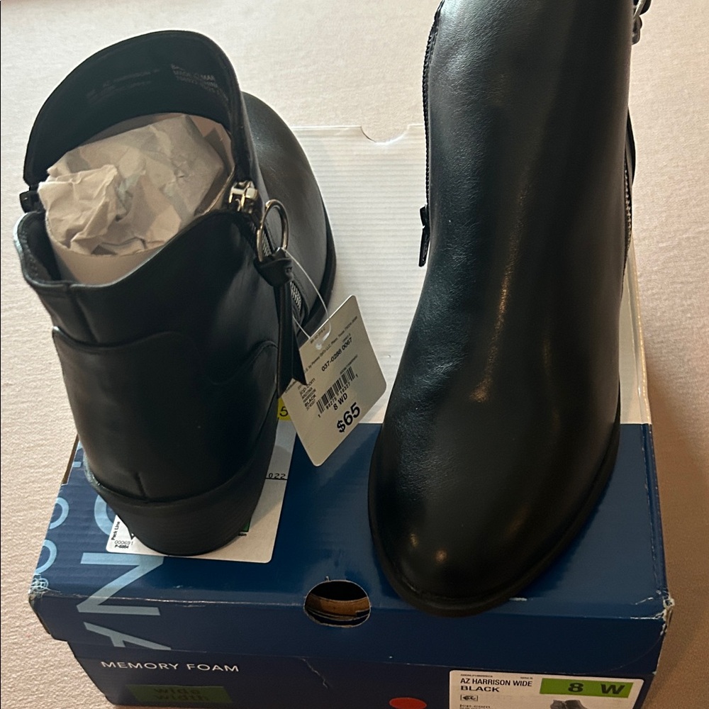 Arizona Jean Company Black Ankle Booties